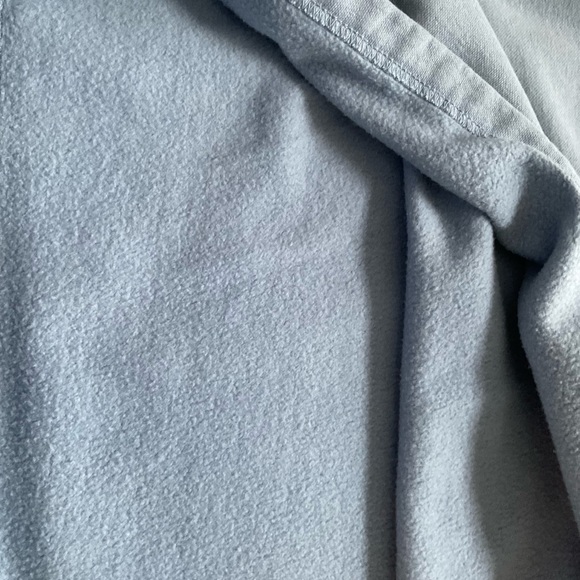 Divided By H&M Cropped Sweatshirt. High Neck, Size Large - Picture 4 of 4